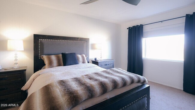 Building Photo - 7940 E Camelback Rd