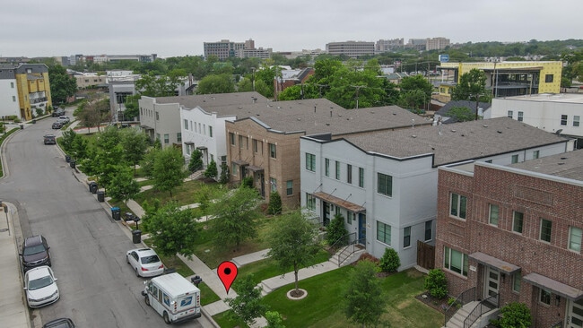 Building Photo - 212 Wimberly St