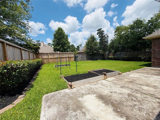 Building Photo - 38 N Regan Mead Cir