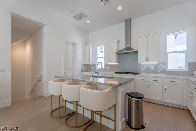 Building Photo - 2503 Indigo Mountain St
