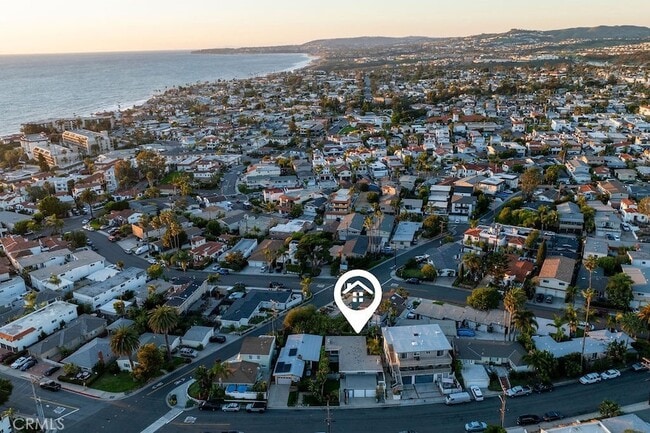 Building Photo - 256 1/2 Avenida Madrid Unit B