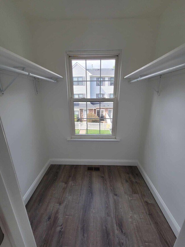 Building Photo - 3 Covington Ct