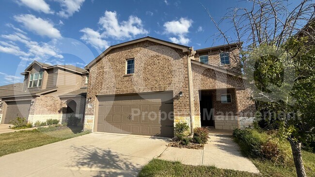 Building Photo - 426 Lake Erie Dr