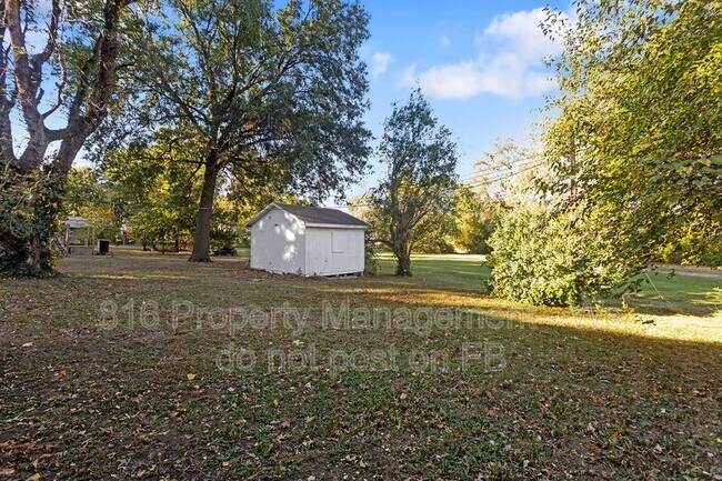 Building Photo - 12516 13th St