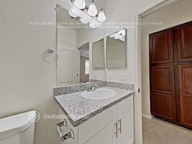 Building Photo - 12605 W Cercado Ln