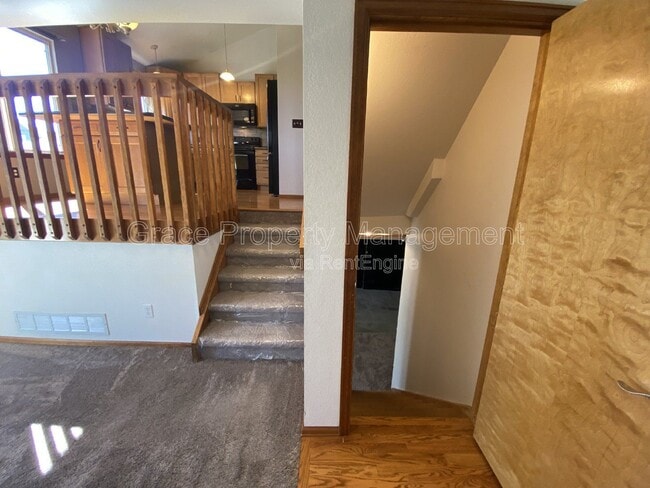 Building Photo - 13052 Grape Ct
