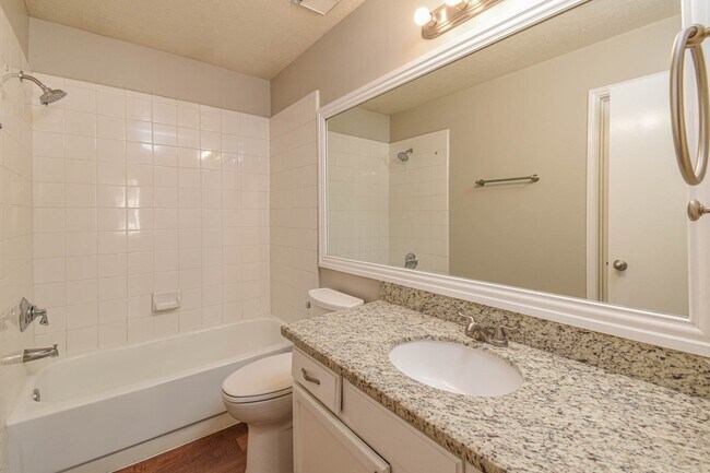 Building Photo - 7755 Springville Dr