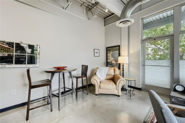 Building Photo - 5200 Peachtree Rd