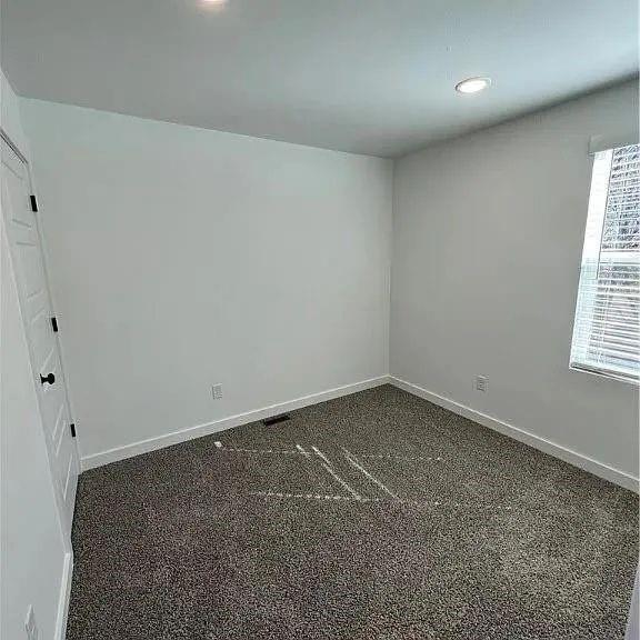 Building Photo - 1020 Boardwalk Ave