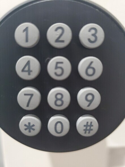 Building Photo - 55 Mapleton St