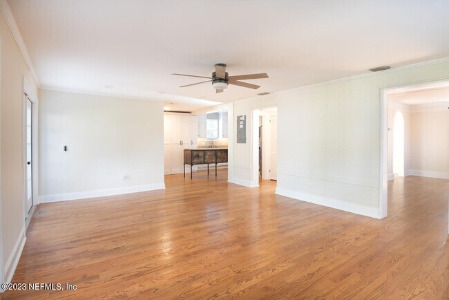Building Photo - 1225 Landon Ave