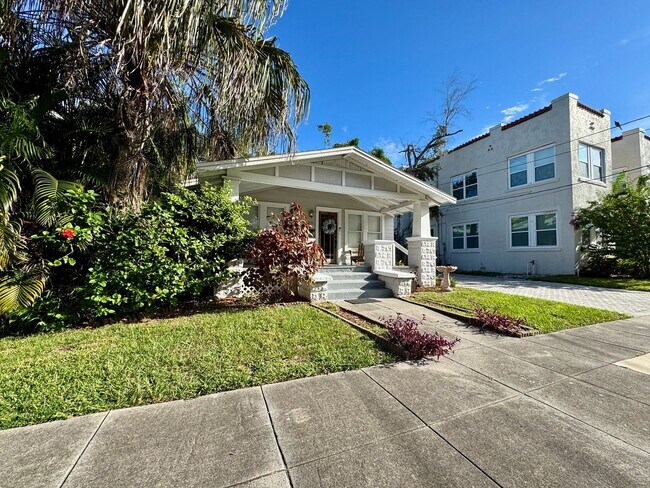 Building Photo - Great 3 Bed 2 Bath Home in Seminole Heights