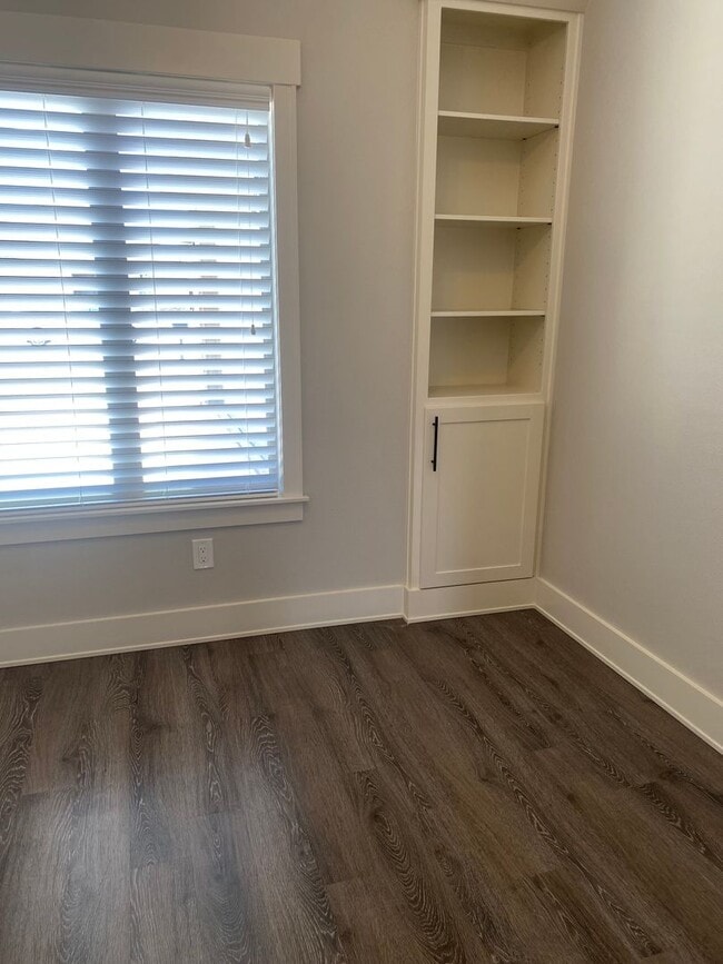 Building Photo - 3 bed 2 bath in Frenship ISD