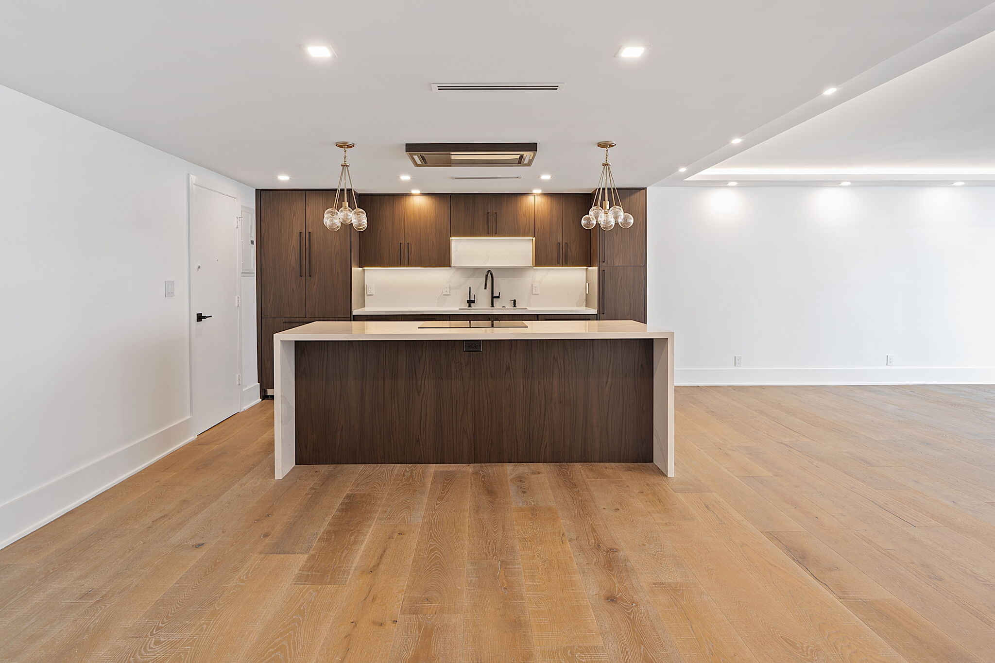 Completely Renovated Open Floor Plan - 4020 Galt Ocean Dr