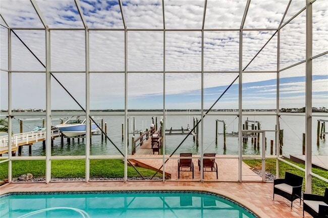 Building Photo - 218 Sand Key Estates Dr