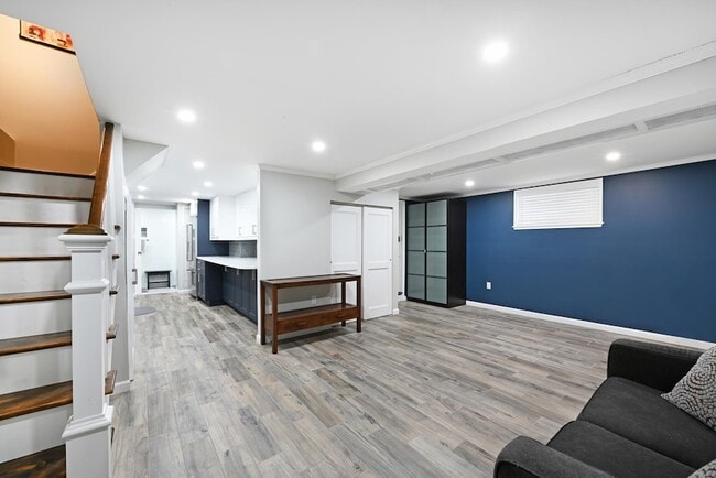 Building Photo - 218 73rd St