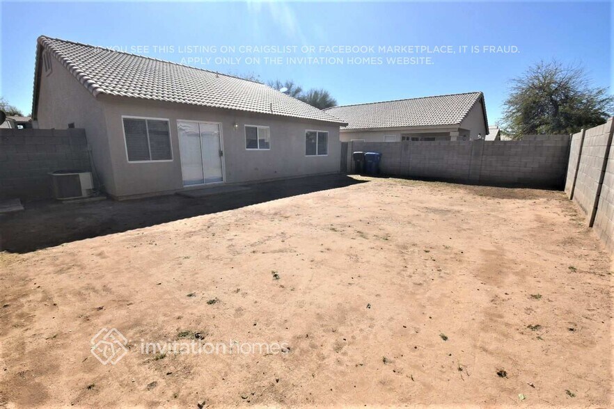 Building Photo - 10436 W Granada Rd