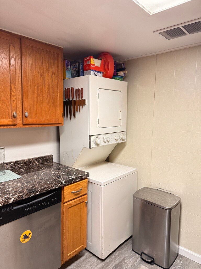 Building Photo - 40 Sheoah Blvd