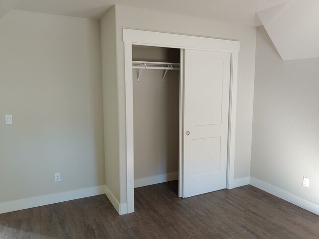 Building Photo - Downtown Sandpoint - New Custom Home!