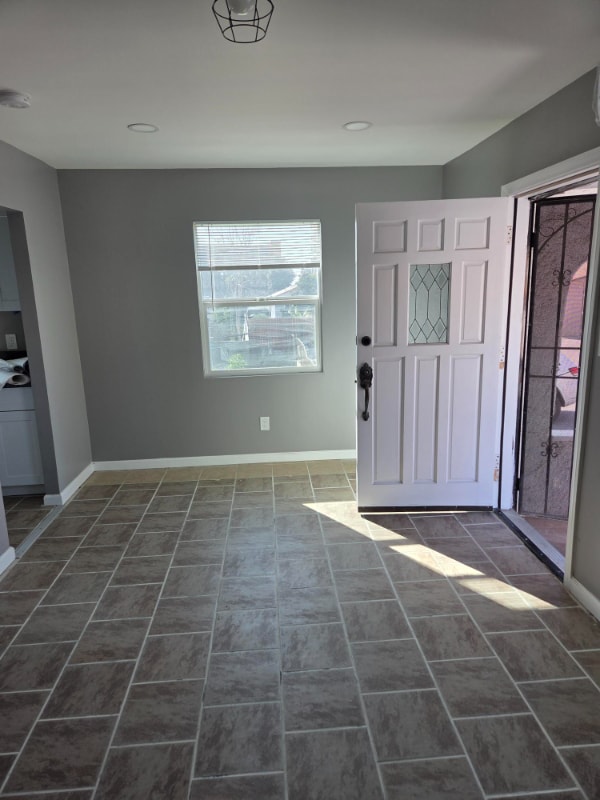 Building Photo - 4010-4014 Rockwood St