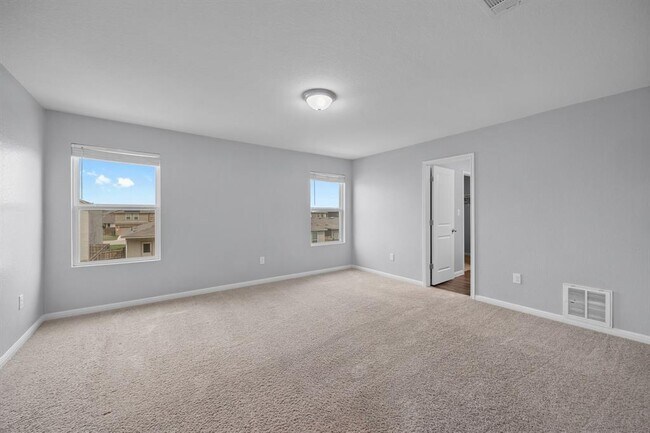 Building Photo - 320 Bell Rings Dr