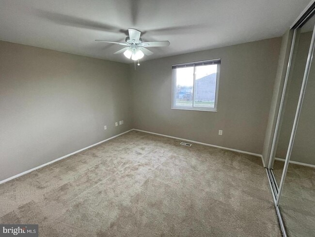 Building Photo - 625 Glynita Cir