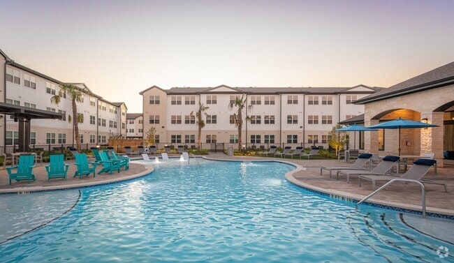 Building Photo - The Standard at Copperfield