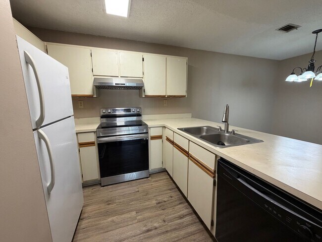 Building Photo - Court Square Condominiums, Unit A-104