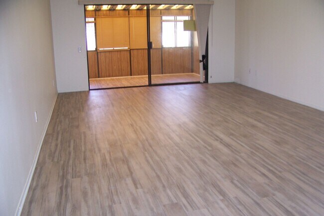 Building Photo - 42123 Village 42