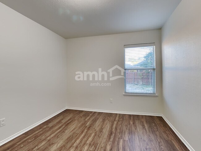 Building Photo - 11600 Turkey Creek Dr