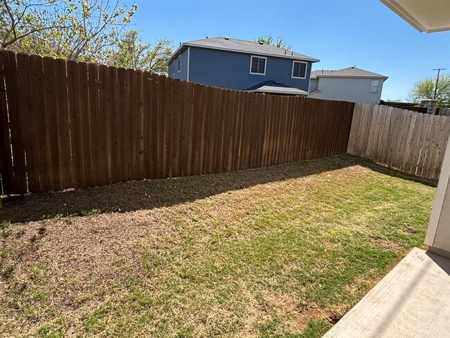 Building Photo - 1611 Iberville Dr