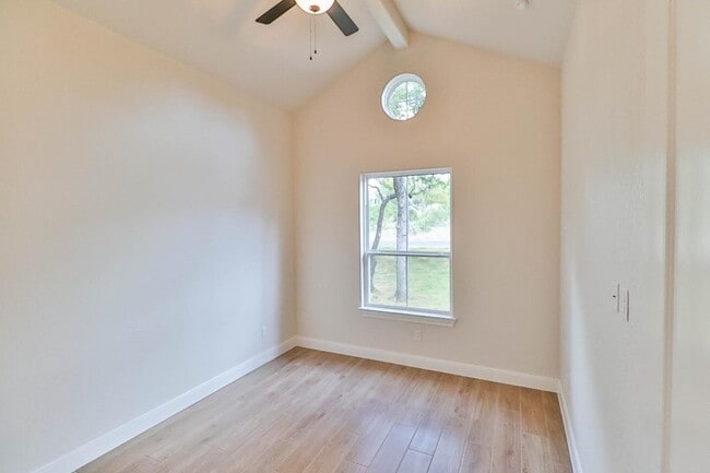 Building Photo - 1406 Prospect Cir