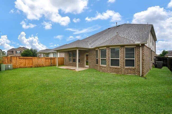 Building Photo - 30217 Live Oak Way