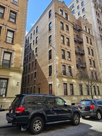 Building Photo - 614 W 157th St