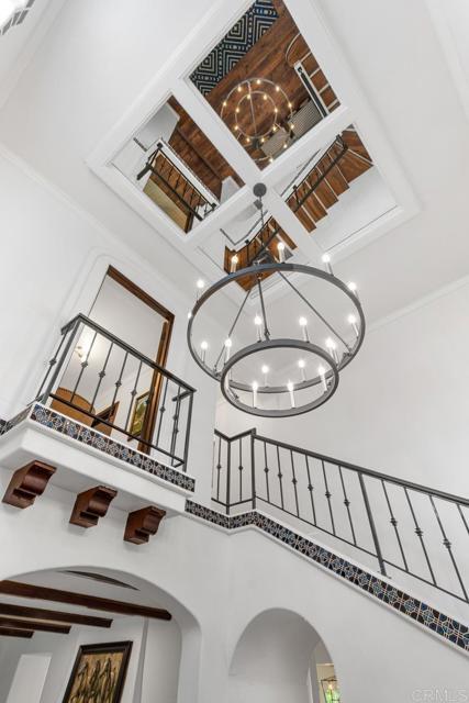 Building Photo - 7401 Luna De Oro