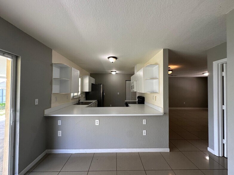 Building Photo - 14152 SW 291st Ter