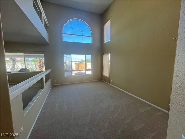 Building Photo - 8640 Castle Hill Ave