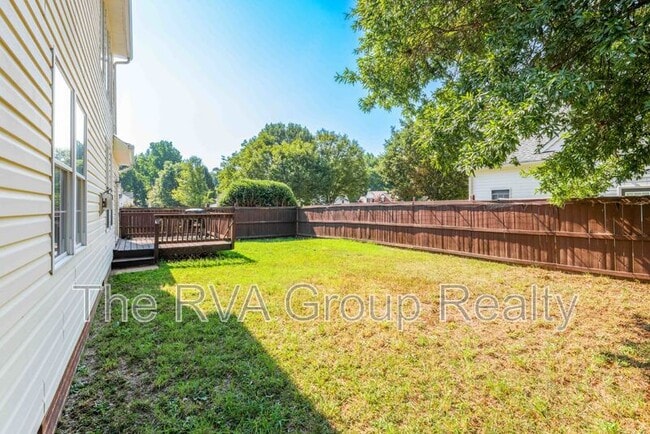 Building Photo - 10528 Runnymeade Dr