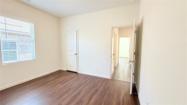 Building Photo - 717 Yorkshire Dr