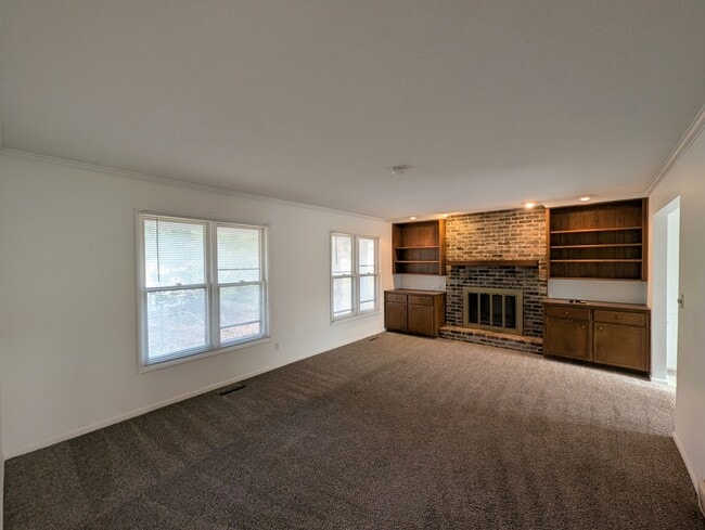 Building Photo - 2722 Park Ave