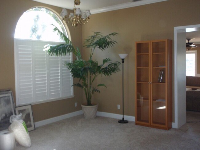 Building Photo - 3592 Lakefront Circle