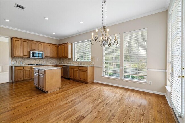 Building Photo - 10425 Canyon Vista Way
