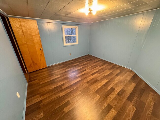 Building Photo - 470-474 Spang Avenue