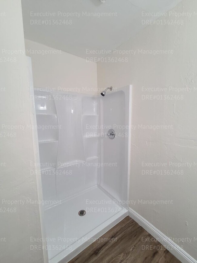 Building Photo - 217 Jefferson St