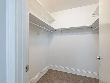 Building Photo - Beautiful Virginia Park Home | Huge Backyard + Pet Friendly