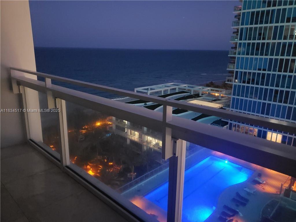 Building Photo - 6801 Collins Ave