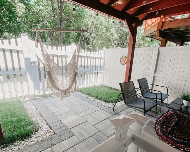 Building Photo - 13957 Palmer House Way