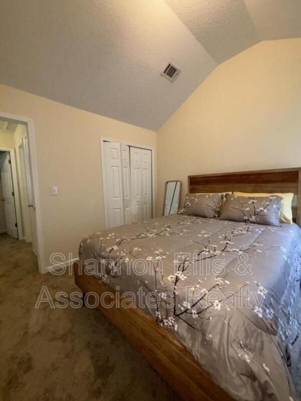 Building Photo - 4511 Ravenwood Pl