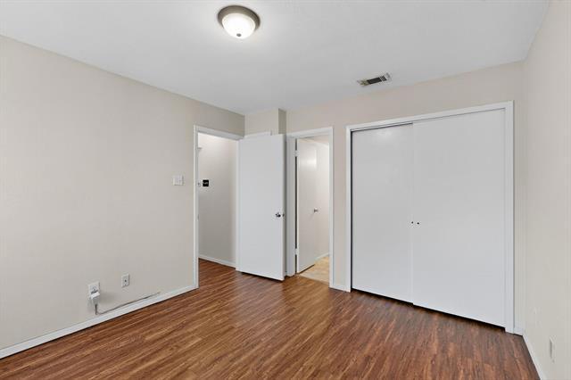Building Photo - 2240 Tarpley Rd