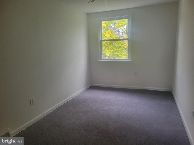 Building Photo - 807 Selma St